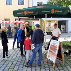 Infostand der IG Steinbruch am Marktplatz Gräfenberg